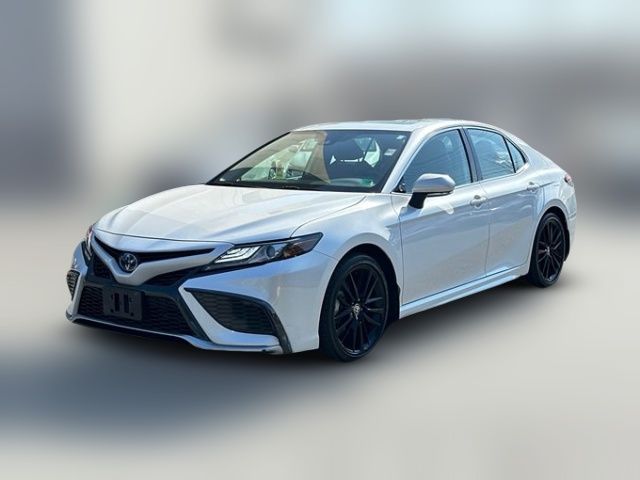 2022 Toyota Camry Hybrid XSE