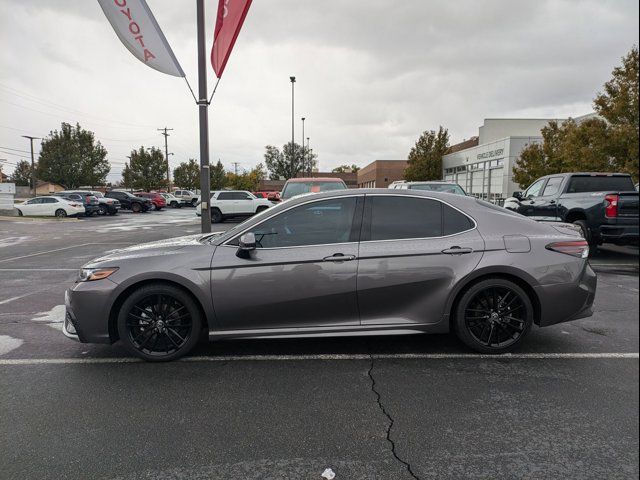 2022 Toyota Camry Hybrid XSE