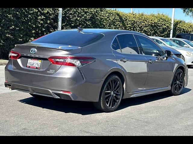 2022 Toyota Camry Hybrid XSE