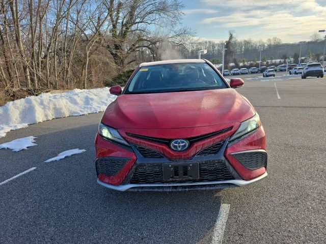 2022 Toyota Camry Hybrid XSE