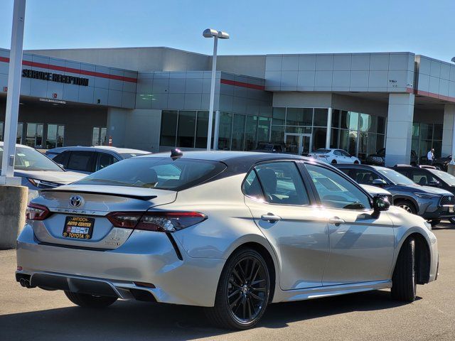 2022 Toyota Camry Hybrid XSE