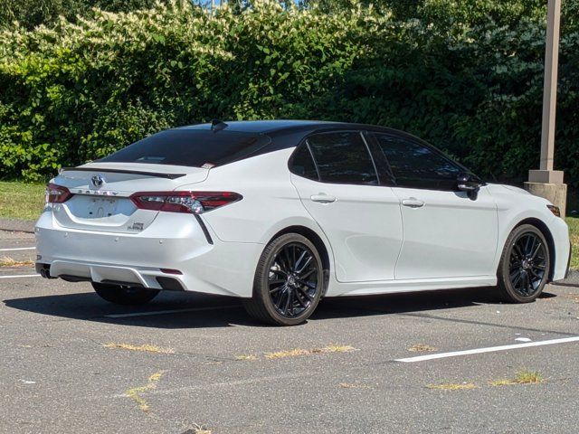 2022 Toyota Camry Hybrid XSE