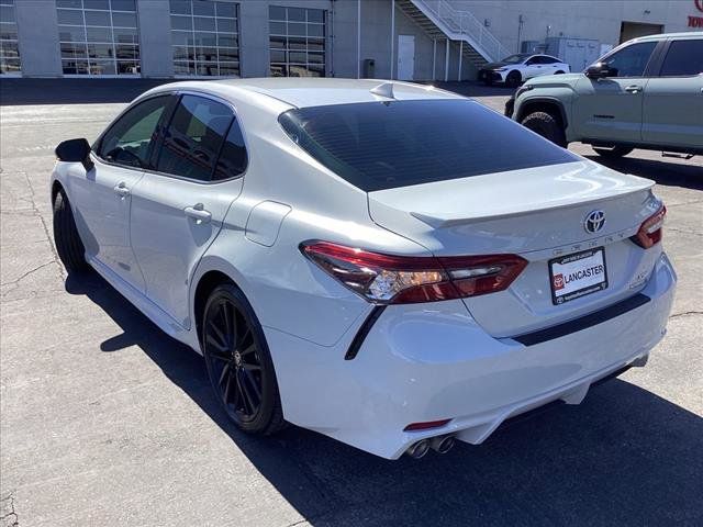 2022 Toyota Camry Hybrid XSE