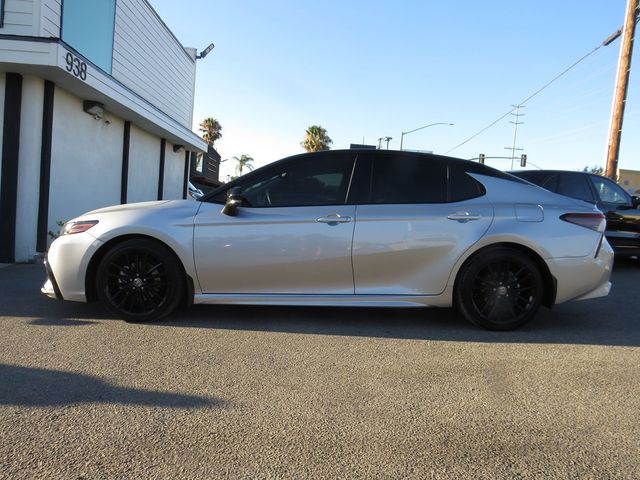 2022 Toyota Camry Hybrid XSE