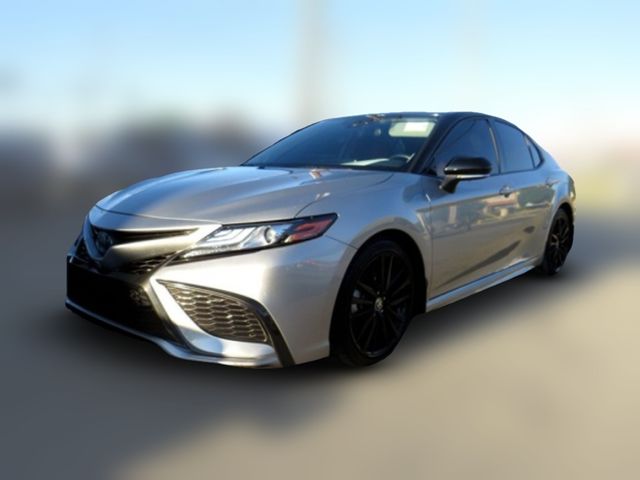 2022 Toyota Camry Hybrid XSE