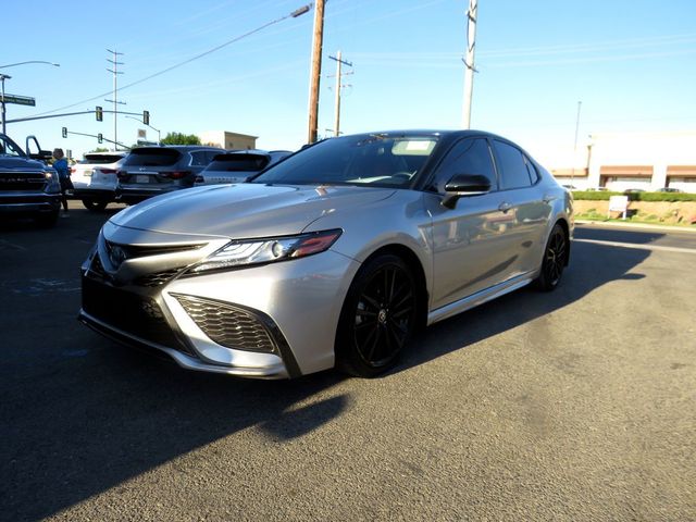 2022 Toyota Camry Hybrid XSE