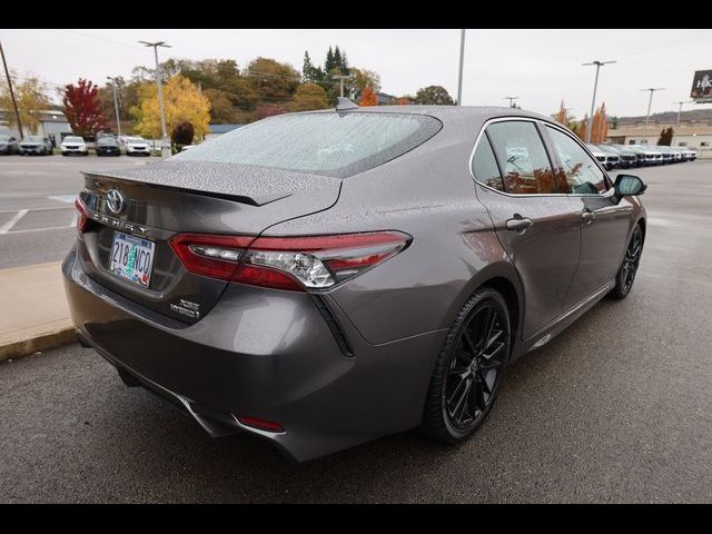 2022 Toyota Camry Hybrid XSE