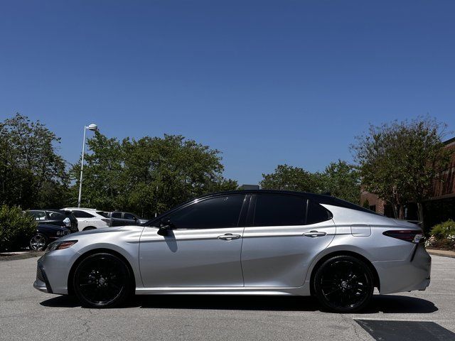 2022 Toyota Camry Hybrid XSE