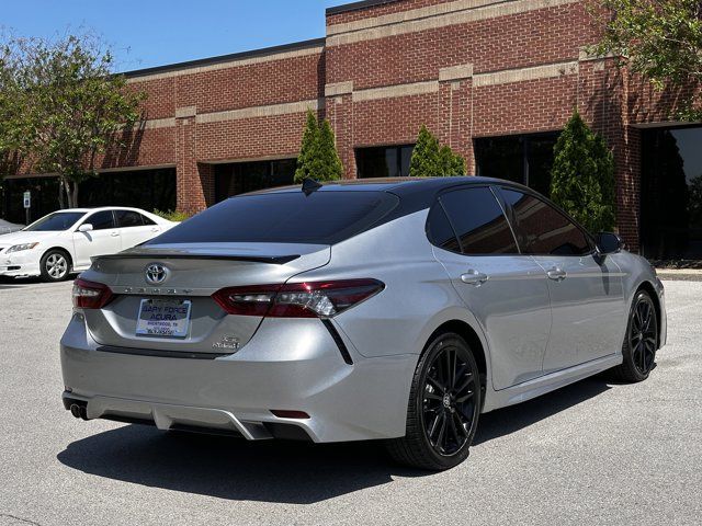2022 Toyota Camry Hybrid XSE