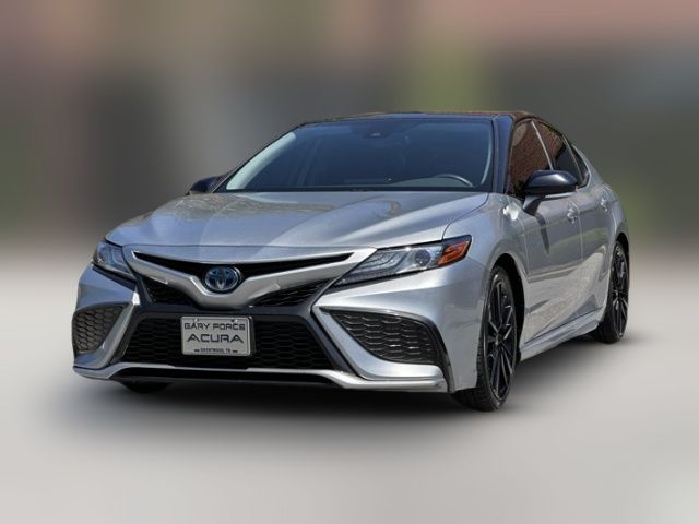 2022 Toyota Camry Hybrid XSE