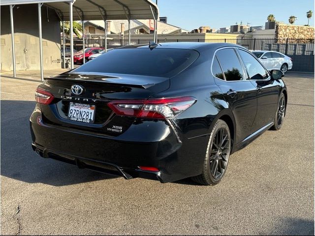 2022 Toyota Camry Hybrid XSE