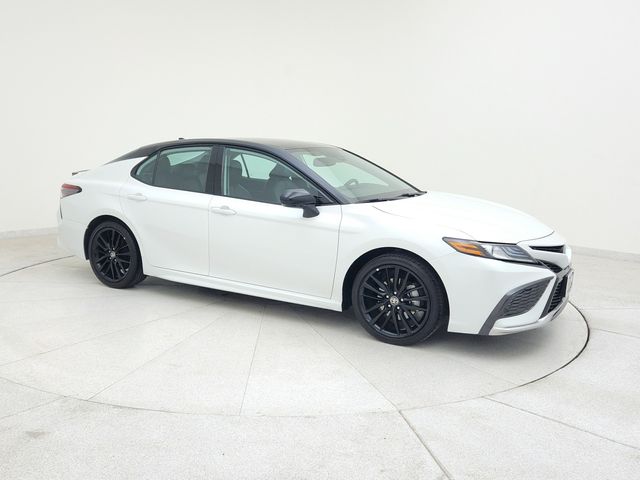 2022 Toyota Camry Hybrid XSE