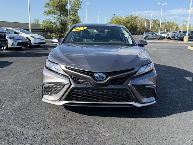 2022 Toyota Camry Hybrid XSE