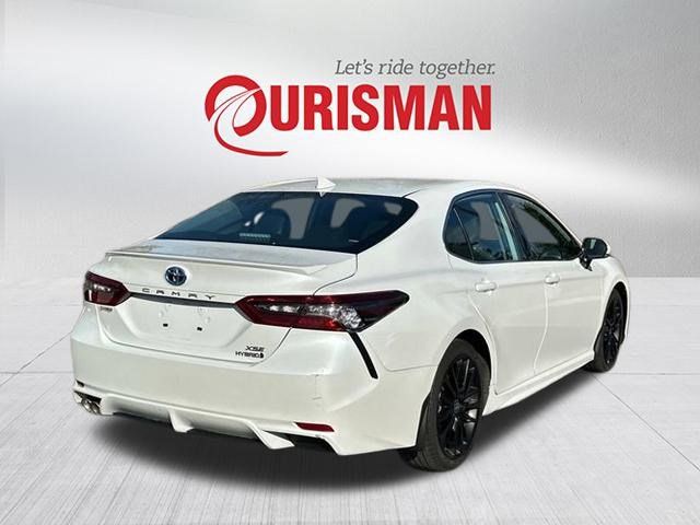2022 Toyota Camry Hybrid XSE
