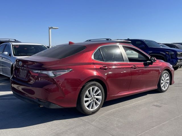 2022 Toyota Camry LE