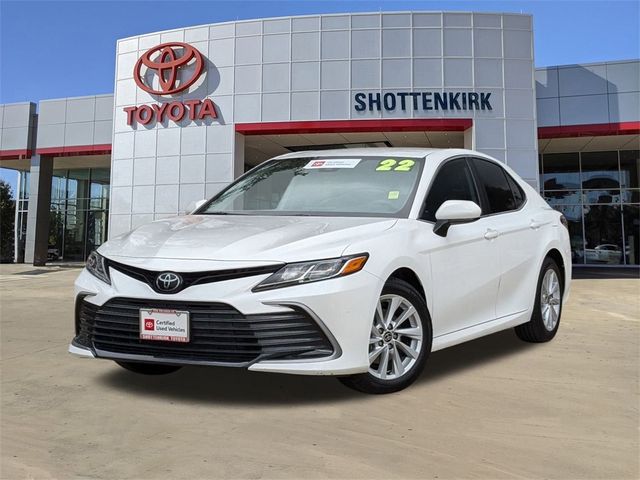 2022 Toyota Camry LE