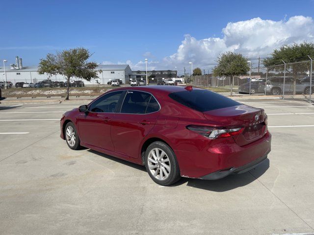 2022 Toyota Camry LE