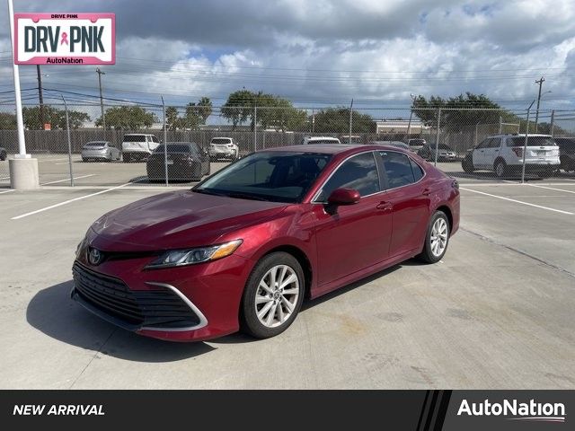 2022 Toyota Camry LE