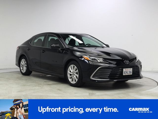 2022 Toyota Camry LE