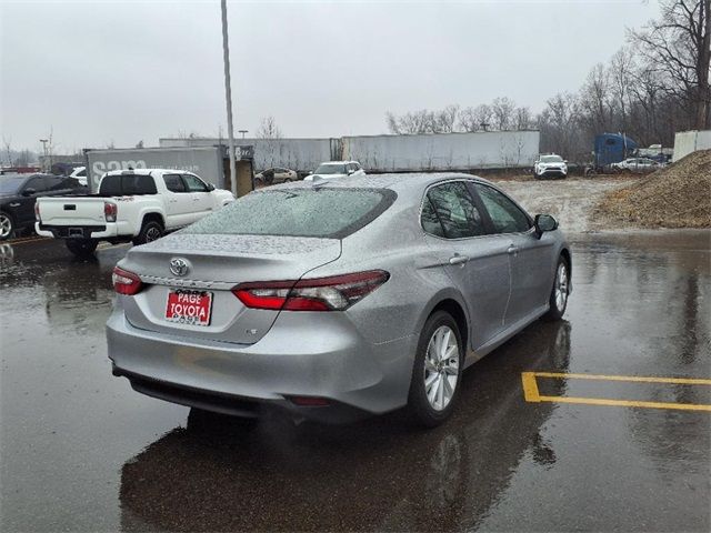 2022 Toyota Camry LE