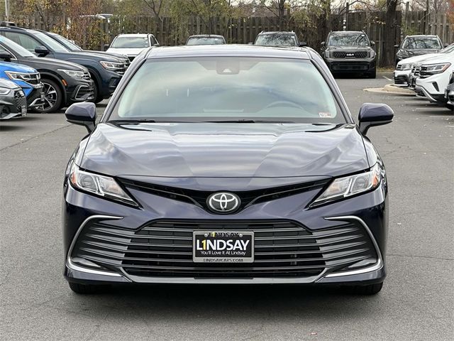 2022 Toyota Camry LE