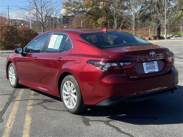 2022 Toyota Camry LE