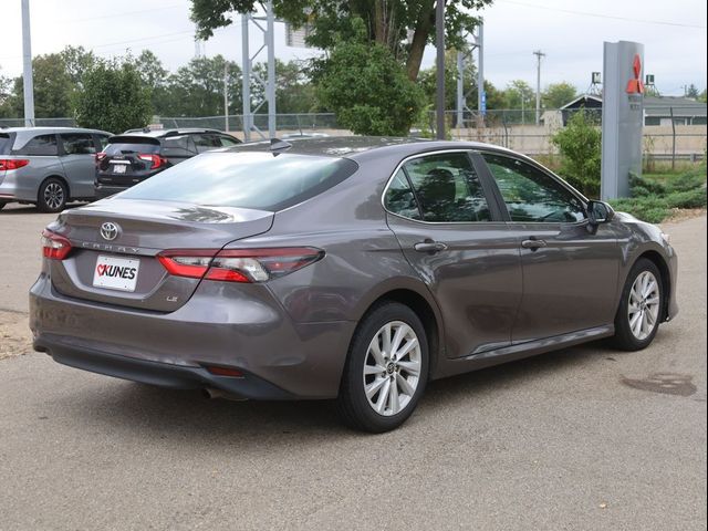 2022 Toyota Camry LE