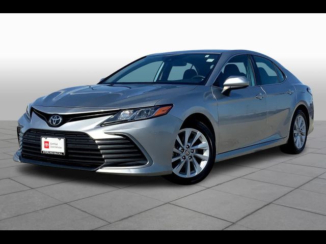 2022 Toyota Camry LE