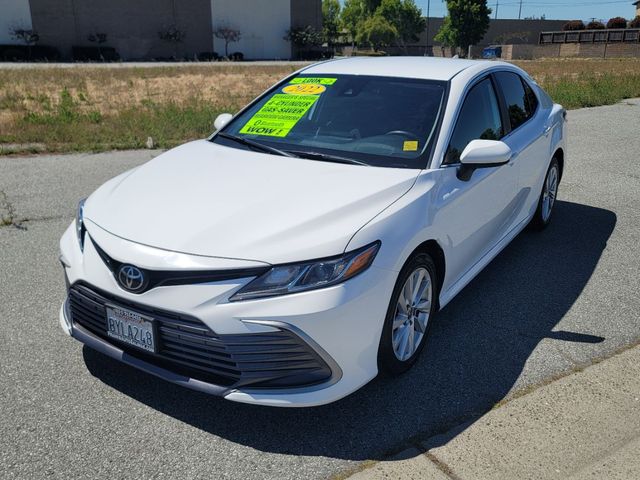 2022 Toyota Camry LE