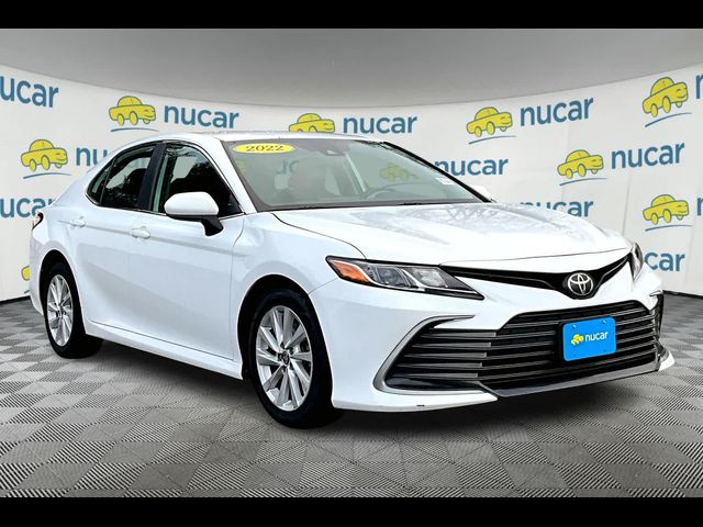 2022 Toyota Camry LE