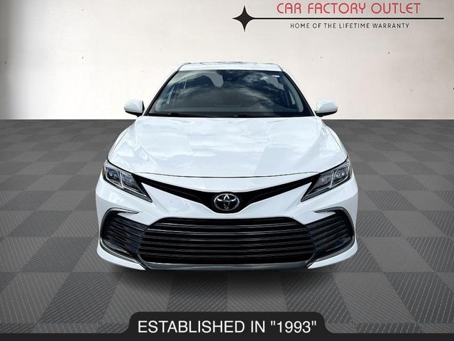 2022 Toyota Camry LE