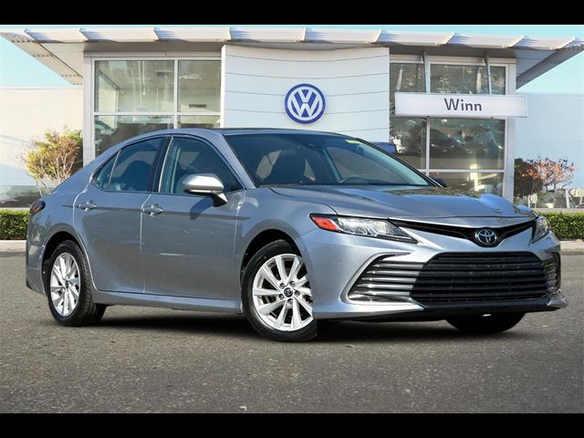 2022 Toyota Camry LE