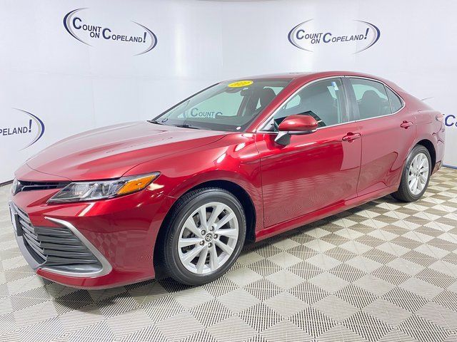 2022 Toyota Camry LE