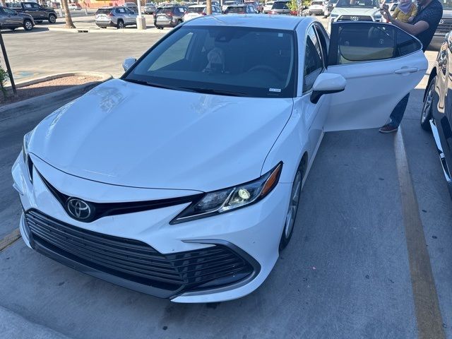 2022 Toyota Camry LE