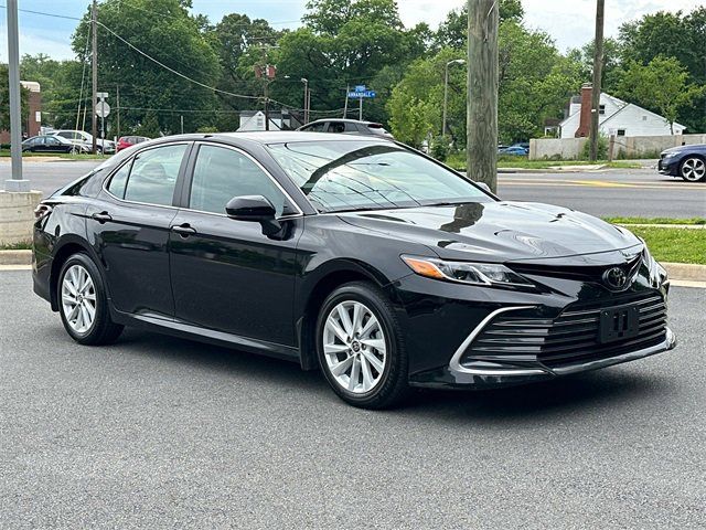 2022 Toyota Camry LE