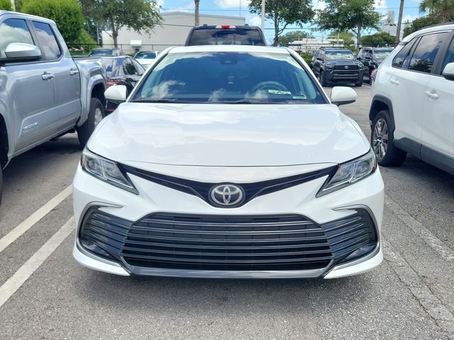 2022 Toyota Camry LE