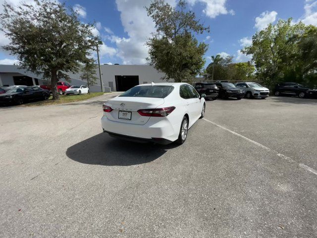 2022 Toyota Camry LE