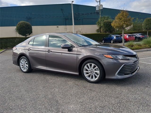 2022 Toyota Camry LE