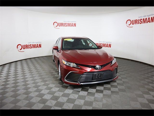 2022 Toyota Camry LE