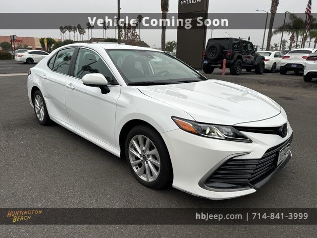 2022 Toyota Camry LE