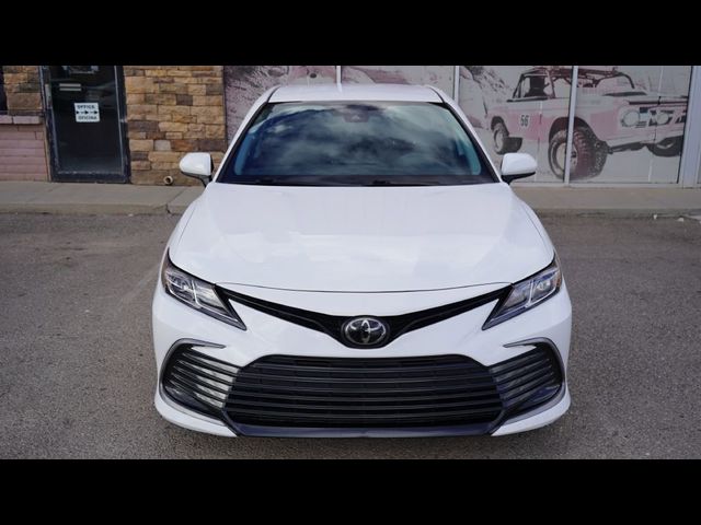 2022 Toyota Camry LE