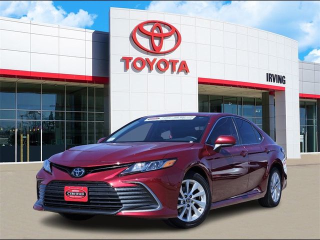 2022 Toyota Camry LE