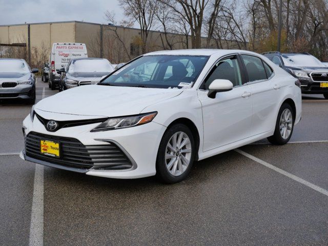 2022 Toyota Camry LE