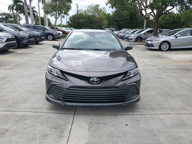 2022 Toyota Camry LE