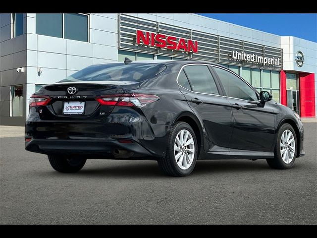 2022 Toyota Camry LE