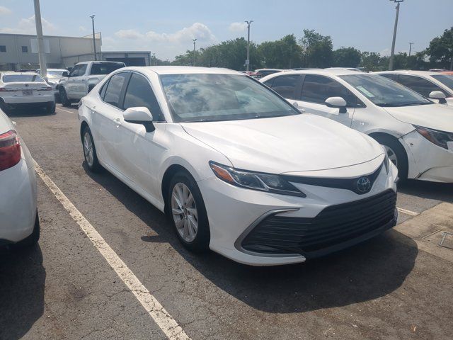 2022 Toyota Camry LE