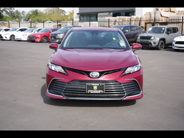 2022 Toyota Camry LE