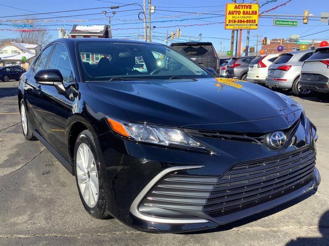 2022 Toyota Camry LE
