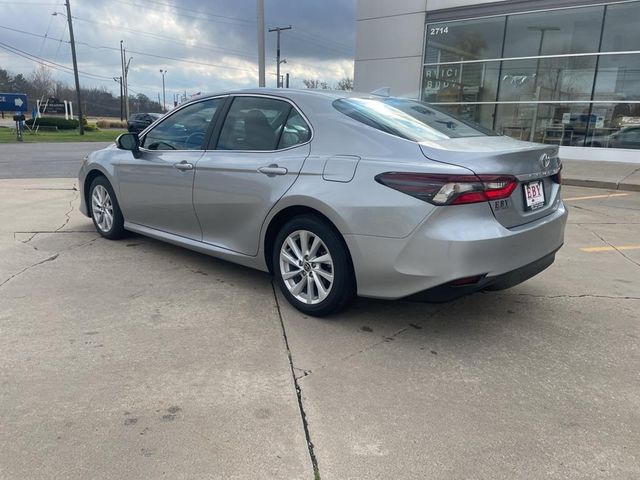 2022 Toyota Camry LE