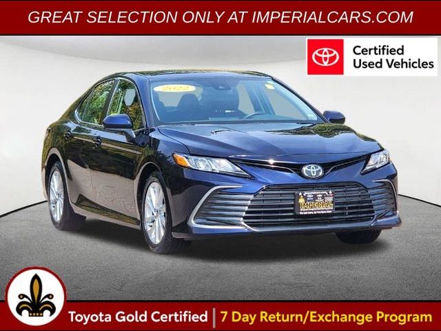 2022 Toyota Camry LE